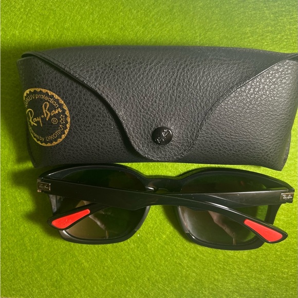 Ray-Ban Sunglasses Unisex - Picture 2 of 4
